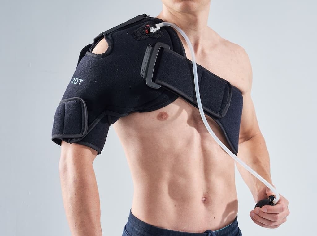 Cold Compression Shoulder Wrap with Sling and Pillow view 1