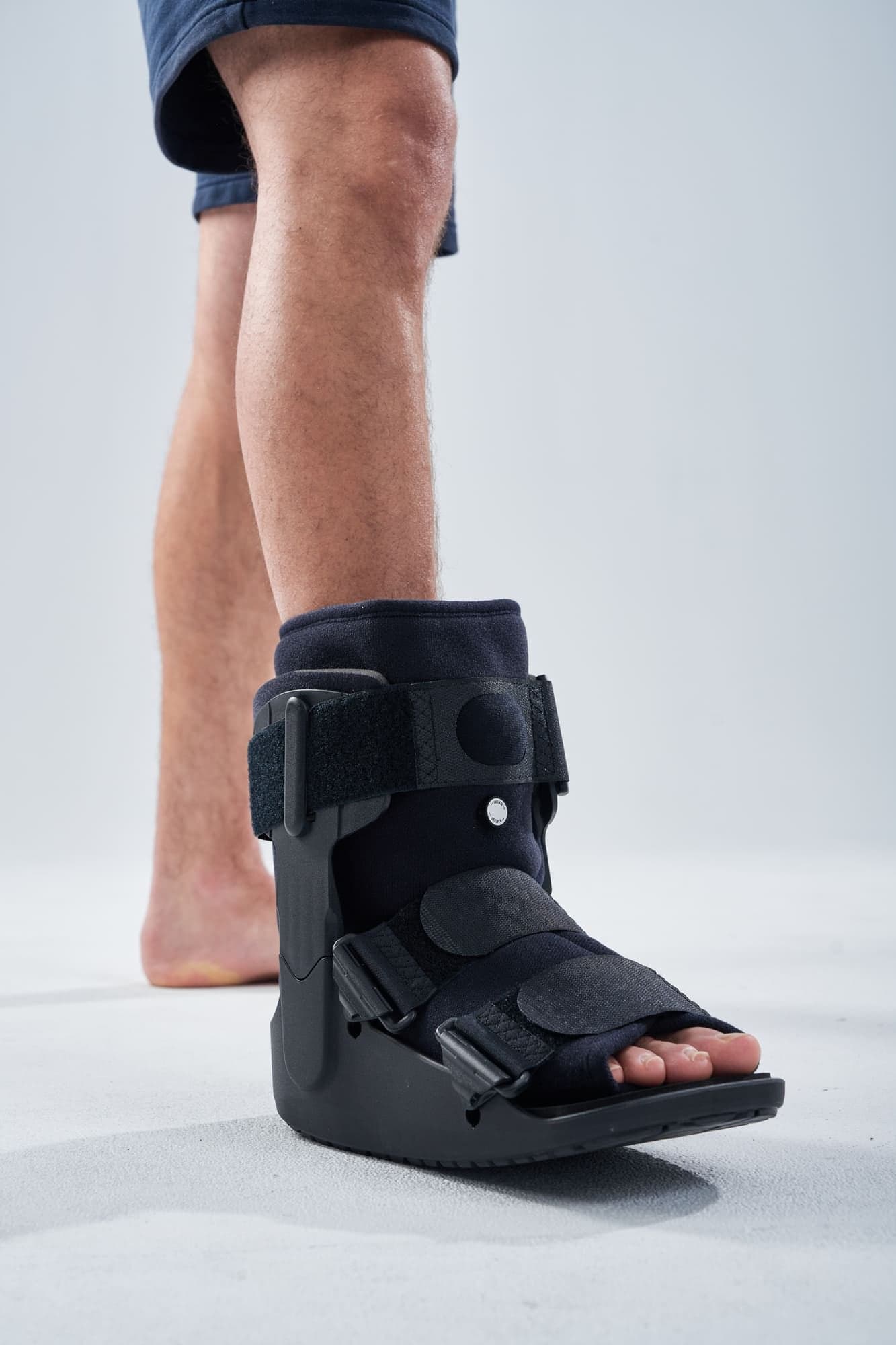 Lite Air Ankle Walker – Short - Azot medical device image 3