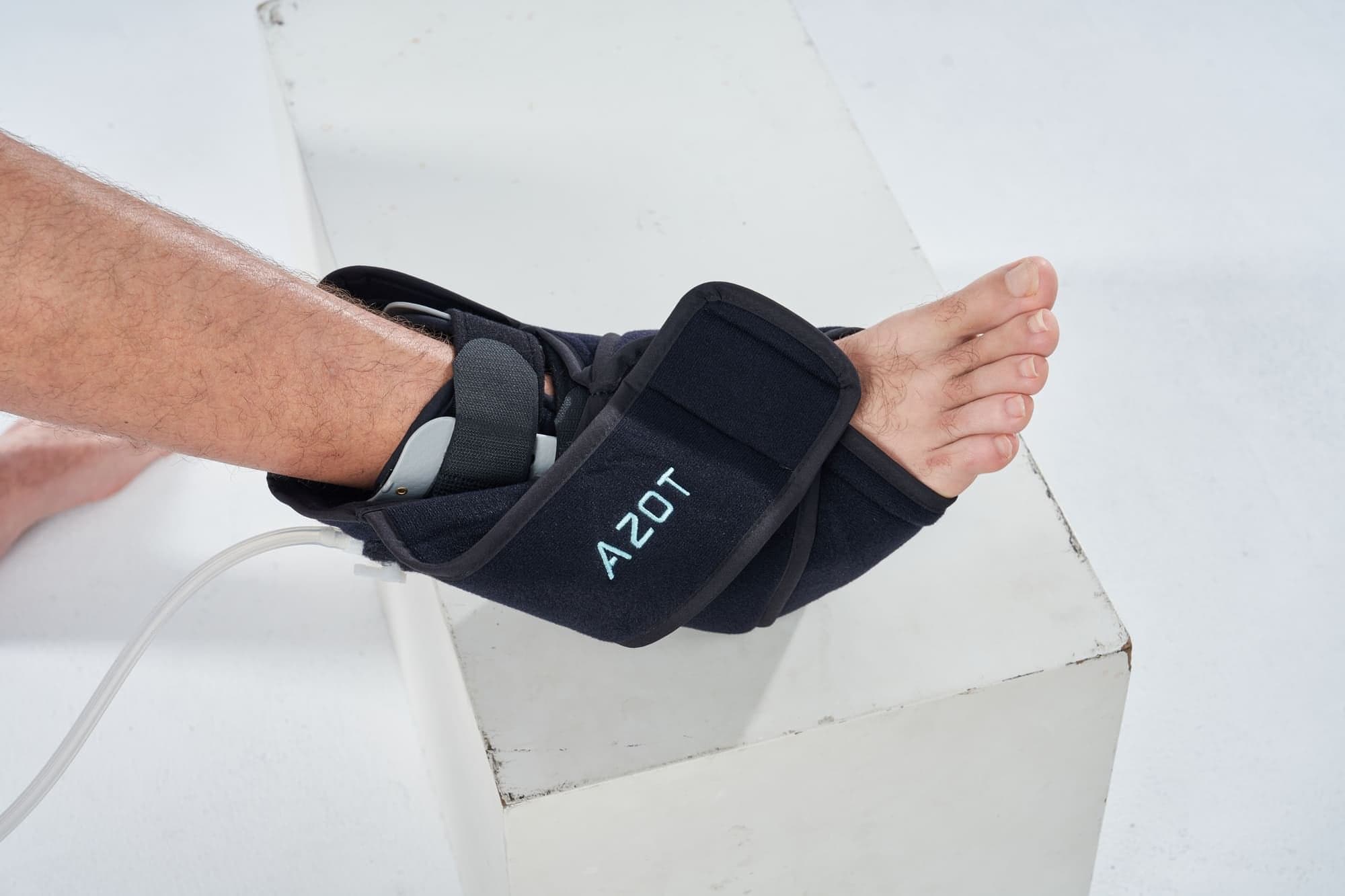 Cold Compression Ankle Wrap with Splint view 1